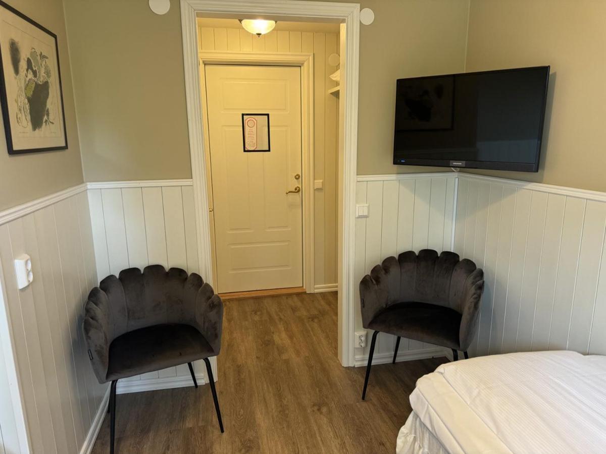 Hotel Tanum Gestgifveri Tanumshede Esterno foto
